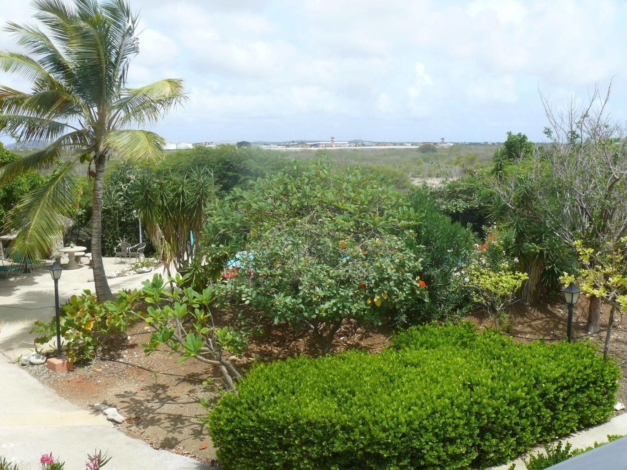 Apartment 1 And 5 In Windsock Beach Resort Bonaire Extérieur photo